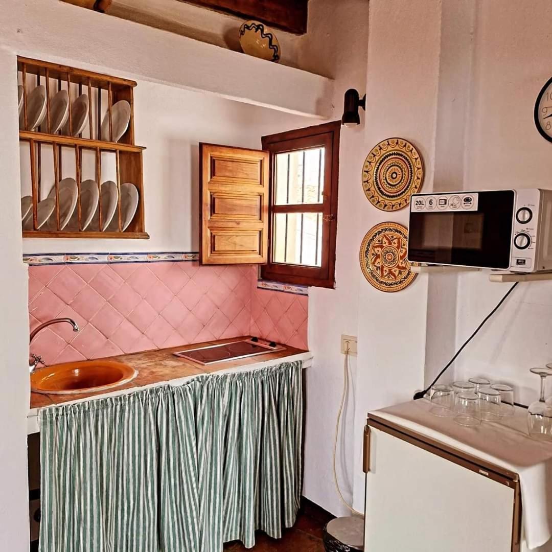 Hotel Rural Verde Oliva Comares الغرفة الصورة
