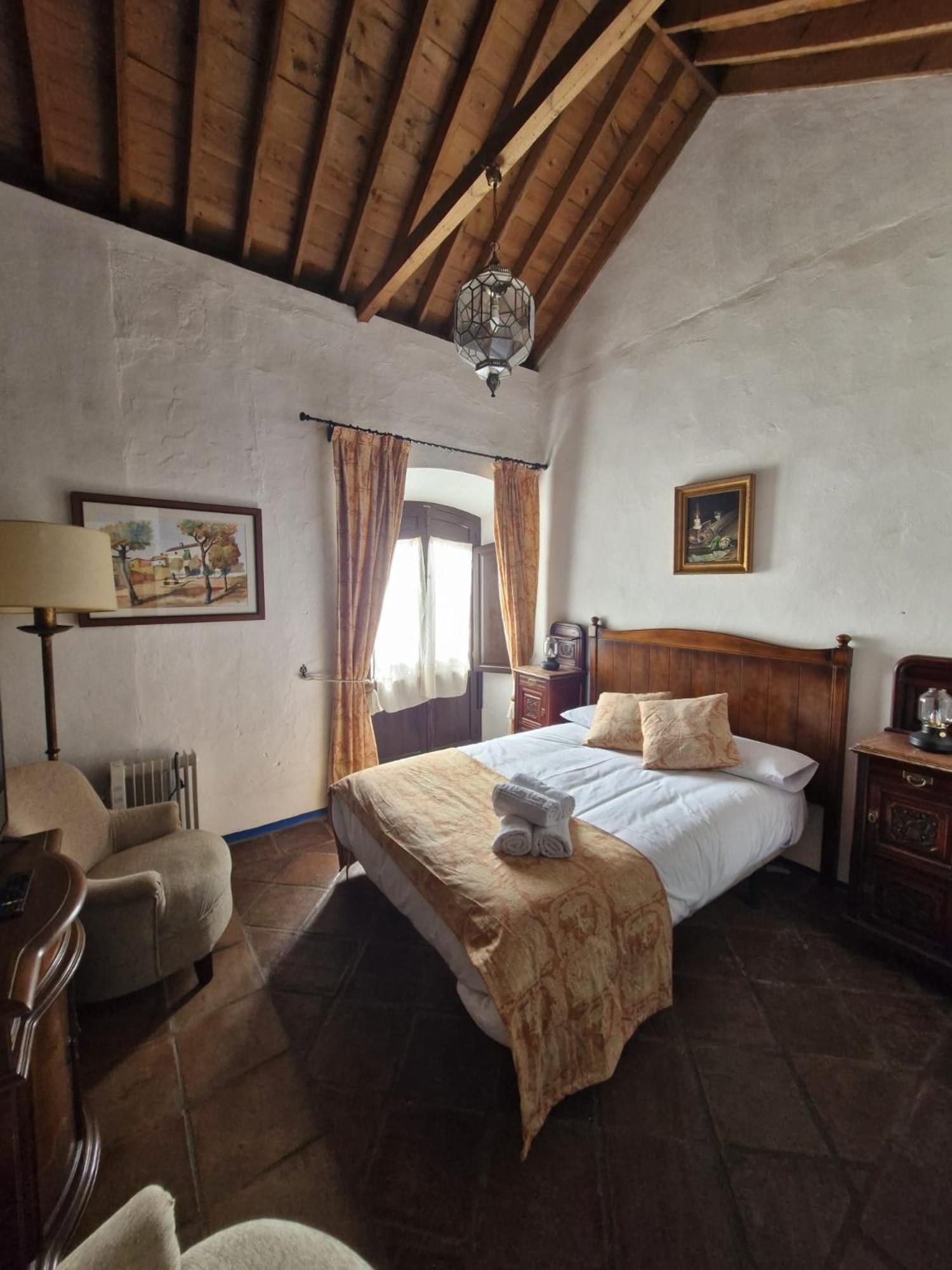 Hotel Rural Verde Oliva Comares الغرفة الصورة